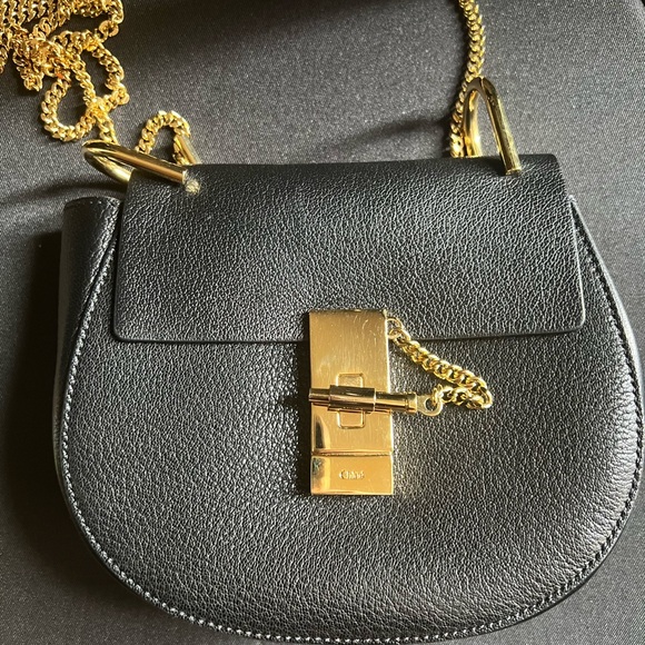 Chloe mini drew bag in black with gold hardware - Picture 6 of 16